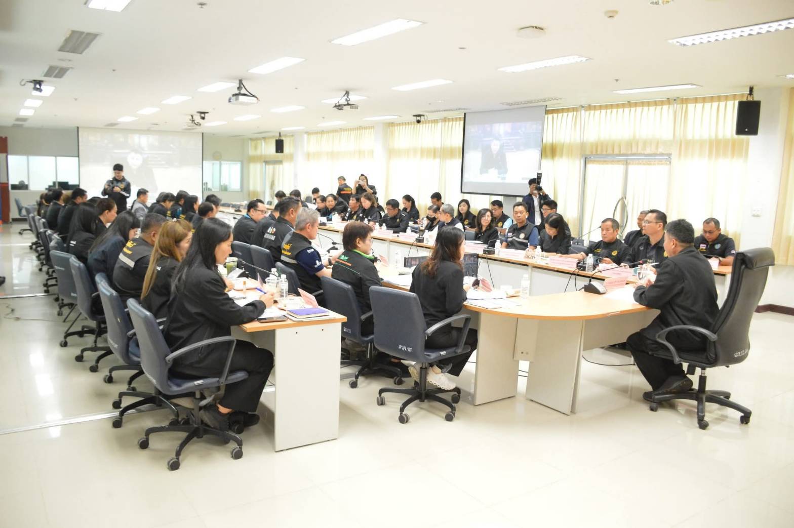 title - ผู้ตรวจราชการ ส.ป.ก. เข้าร่วมประชุมติดตามผลการดำเนินงานตามแผนการตรวจราชการของผู้ตรวจราชการกระทรวงเกษตรและสหกรณ์ ประจำปีงบประมาณ พ.ศ. 2569 รอบที่ 1 เขตตรวจราชการที่ 13 จังหวัดบุรีรัมย์